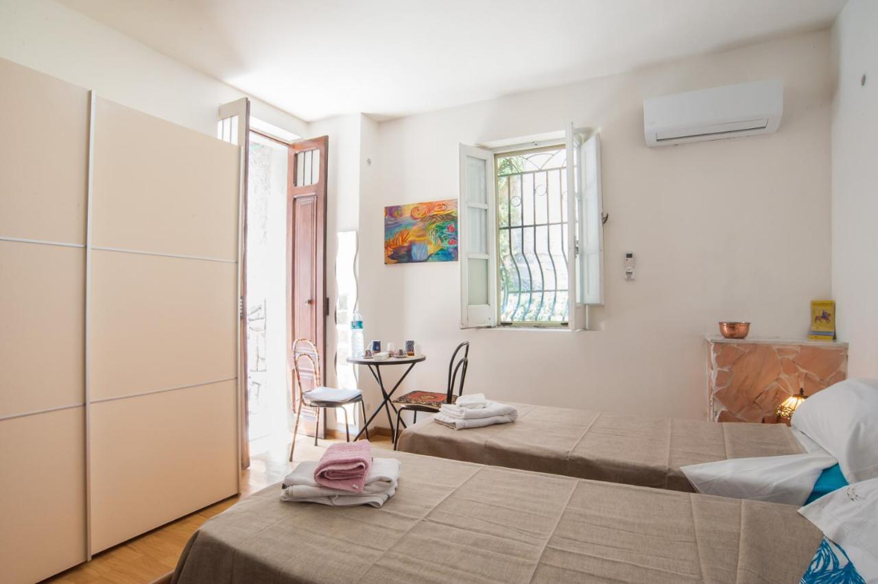 Profumo Di Zagara Bed & Breakfast เลนตีนิ ภายนอก รูปภาพ